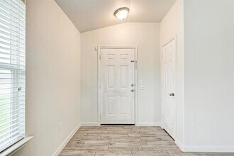 233 Wallops in Kyle, TX - Building Photo - Building Photo