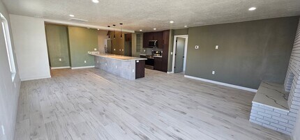 505 Los Arboles Ave NW in Albuquerque, NM - Building Photo - Building Photo