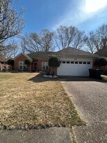 1408 Squire Dudney Dr in Collierville, TN - Building Photo