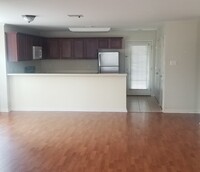 533 Versailles Blvd, Unit A photo'