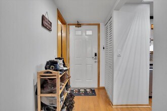815 Pearson St in Des Plaines, IL - Building Photo - Building Photo