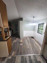 18640 SE 22nd Ln in Silver Springs, FL - Building Photo - Building Photo