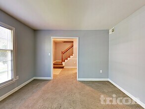 6520 Farmingdale Dr in Charlotte, NC - Building Photo - Building Photo