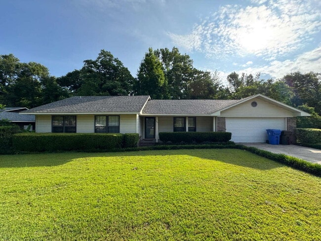 property at 1217 Avondale Dr