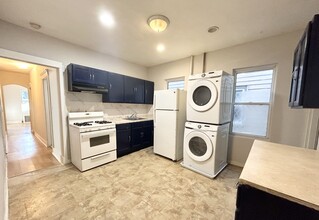 18 Eastman St, Unit 1 in Boston, MA - Building Photo - Building Photo