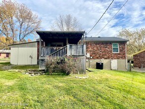 1306 Heatherbourne Dr in La Grange, KY - Building Photo - Building Photo