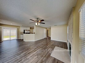 2821 Berkshire Cir in Kissimmee, FL - Foto de edificio - Building Photo