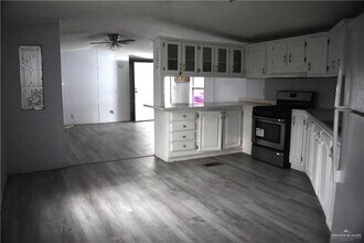 9 Banyan Ave in Pharr, TX - Building Photo - Building Photo