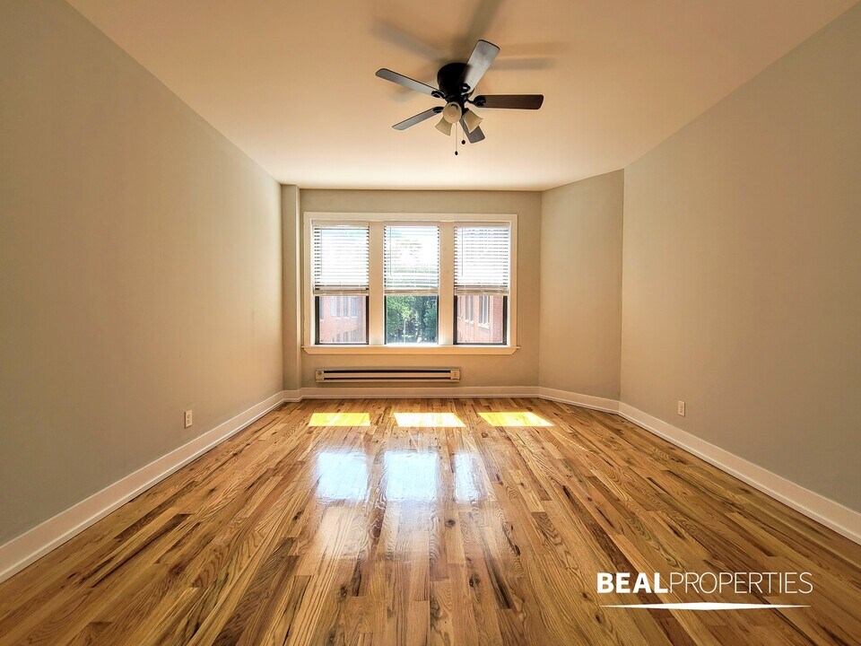 3939 N Janssen Ave in Chicago, IL - Building Photo