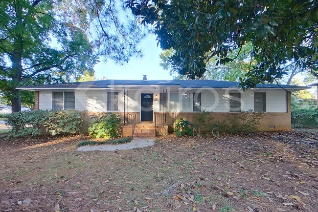 property at 1703 Morninghill Dr