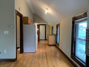 2261 S Mound St in Milwaukee, WI - Building Photo - Building Photo