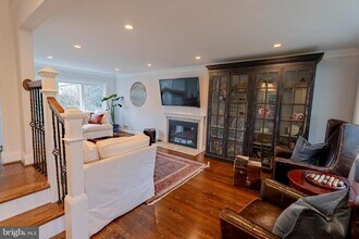 308 Old Court House Rd NE in Vienna, VA - Building Photo - Building Photo