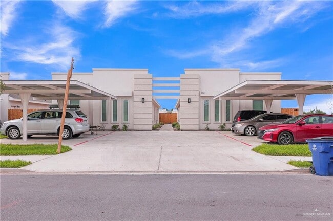 12 12th St in Weslaco, TX - Building Photo - Building Photo