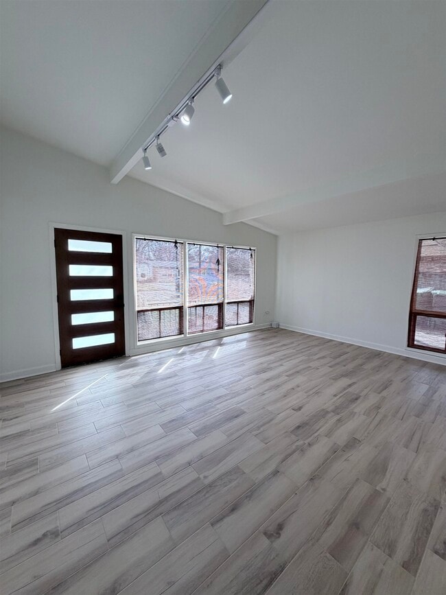 5136 Warfield Dr in Memphis, TN - Building Photo - Building Photo