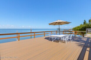 3550 S Atlantic Ave in Cocoa Beach, FL - Building Photo