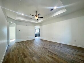 2507 Ave G in Nederland, TX - Foto de edificio - Building Photo