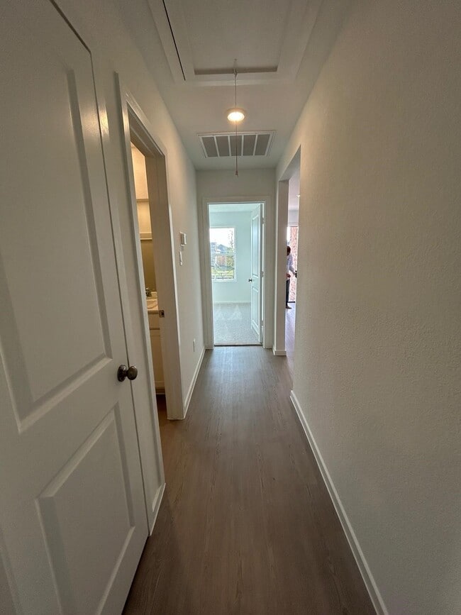 9215 Speckled Trout Dr in Baytown, TX - Building Photo - Building Photo