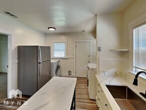 2849 62nd Ave in Oakland, CA - Building Photo - Building Photo