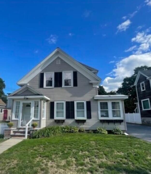 67 Pearl St, Unit 3 in Middleboro, MA - Foto de edificio