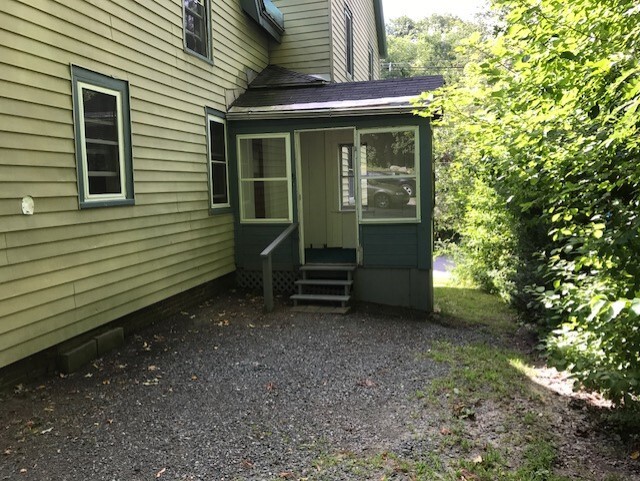 67 Langdon St in Plymouth, NH - Building Photo