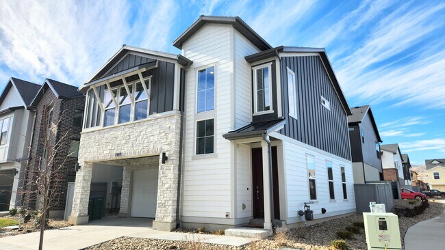 2773 Tower Ml Wy in Eagle Mountain, UT - Building Photo - Building Photo