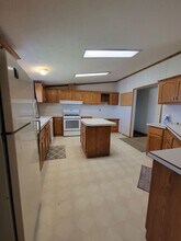 500 N Oakwood St in Oakwood, IL - Building Photo - Building Photo