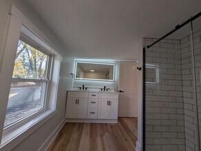 125 Maple Manor Dr in Syracuse, NY - Foto de edificio - Building Photo