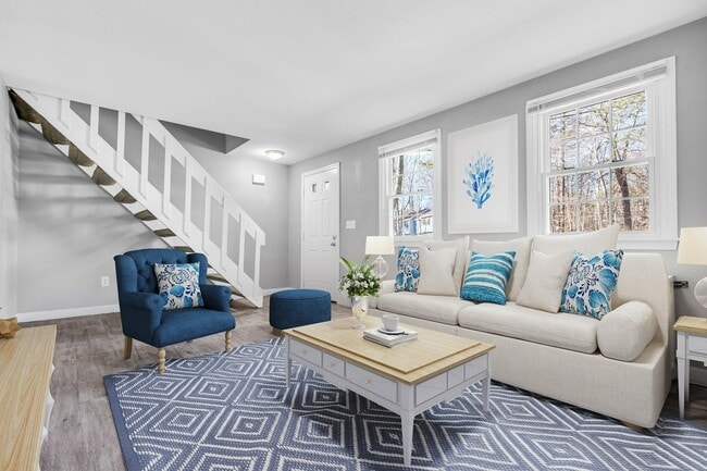 Foxcroft Apartments, LLC in Scarborough, ME - Building Photo - Building Photo