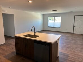 Poplar Grove Apartments in Mayville, WI - Building Photo - Building Photo