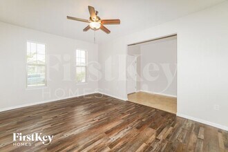 18536 Rococo Rd in Spring Hill, FL - Building Photo - Building Photo