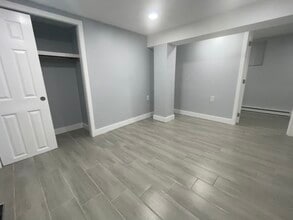 153 Ripley Pl, Unit 1 in Elizabeth, NJ - Foto de edificio - Building Photo