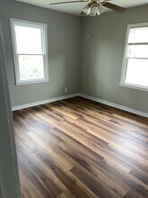 300 E Parkview Dr in Hopkinsville, KY - Building Photo - Building Photo