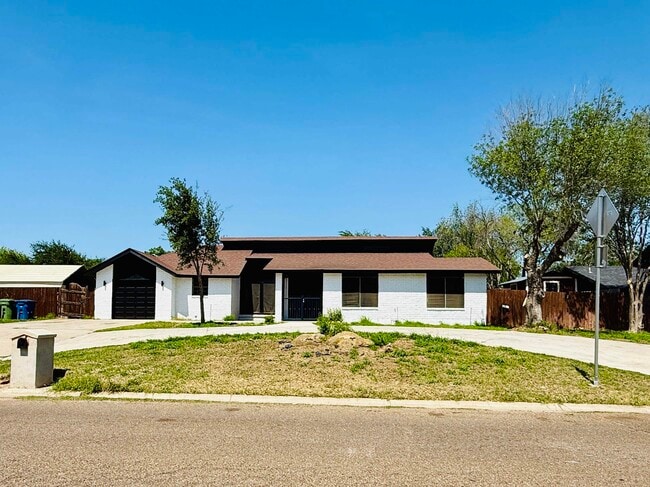 property at 907 Sandy Ln