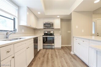 987 Auburn Rd in Venice, FL - Building Photo - Building Photo