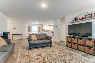 6231 Fieldrun in San Antonio, TX - Building Photo - Building Photo