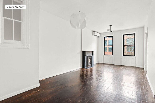 405 Douglass St in Brooklyn, NY - Building Photo - Building Photo