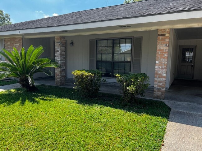 116 Canada Dr in Lafayette, LA - Building Photo - Building Photo