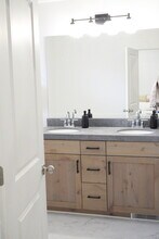 1396 N 1780 E in Spanish Fork, UT - Foto de edificio - Building Photo