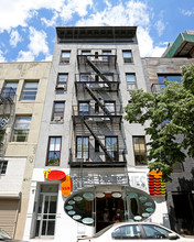 37 Spring St in New York, NY - Building Photo - Building Photo