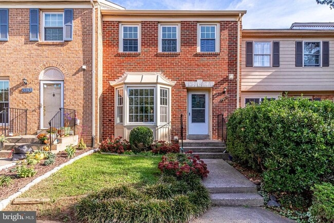 9911 Whitewater Dr in Burke, VA - Building Photo - Building Photo