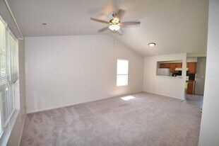 4160 W Bethany Dr in Columbia, MO - Building Photo