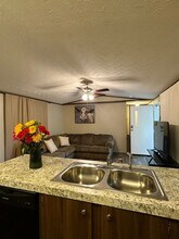 2800 Fort Worth Dr in Denton, TX - Foto de edificio - Building Photo