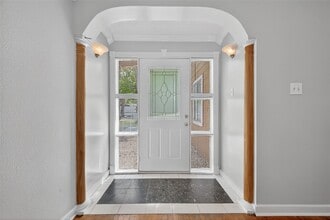 3928 Childress St in Houston, TX - Foto de edificio - Building Photo