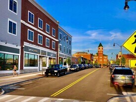 19 W Main St in Lancaster, NY - Building Photo