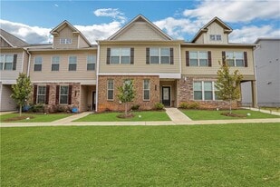 4364 Sunny Oak Ln in Norcross, GA - Building Photo
