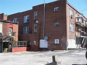 Drake Apartments in St. Louis, MO - Building Photo - Building Photo