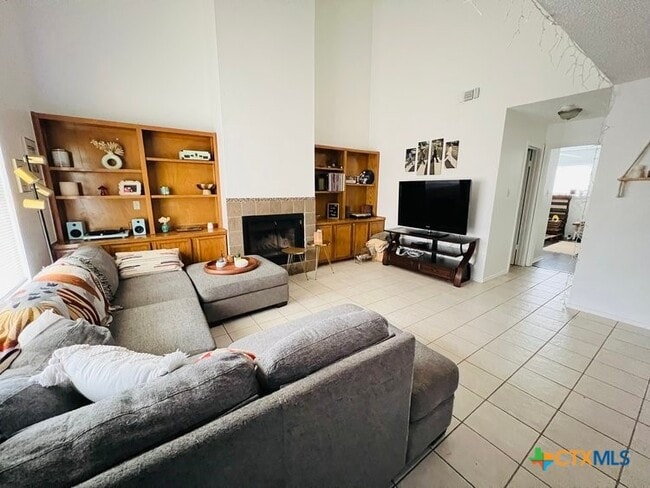 property at 1301 Conway Dr