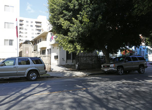 731 Irolo St in Los Angeles, CA - Building Photo - Building Photo