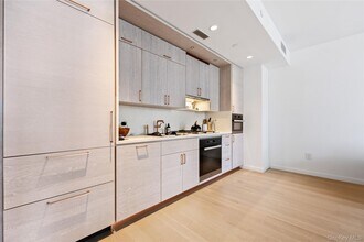 138 Willoughby St in Brooklyn, NY - Building Photo - Building Photo