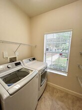 2951 SW 35th Pl in Gainesville, FL - Foto de edificio - Building Photo